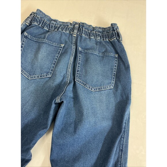 Hollister  Ultra High Rise Mom Jeans  Size 15 Juniors - Picture 2 of 4